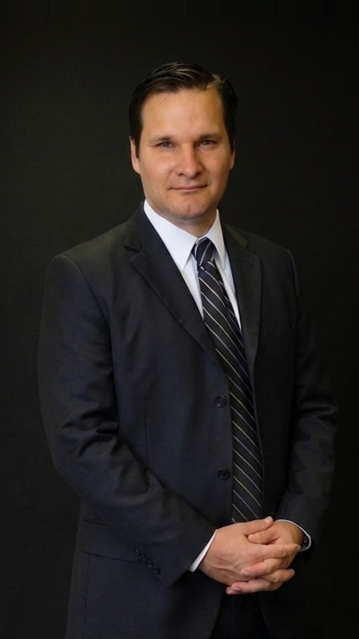 Retrato de Dr. Eduardo Serrano Garza